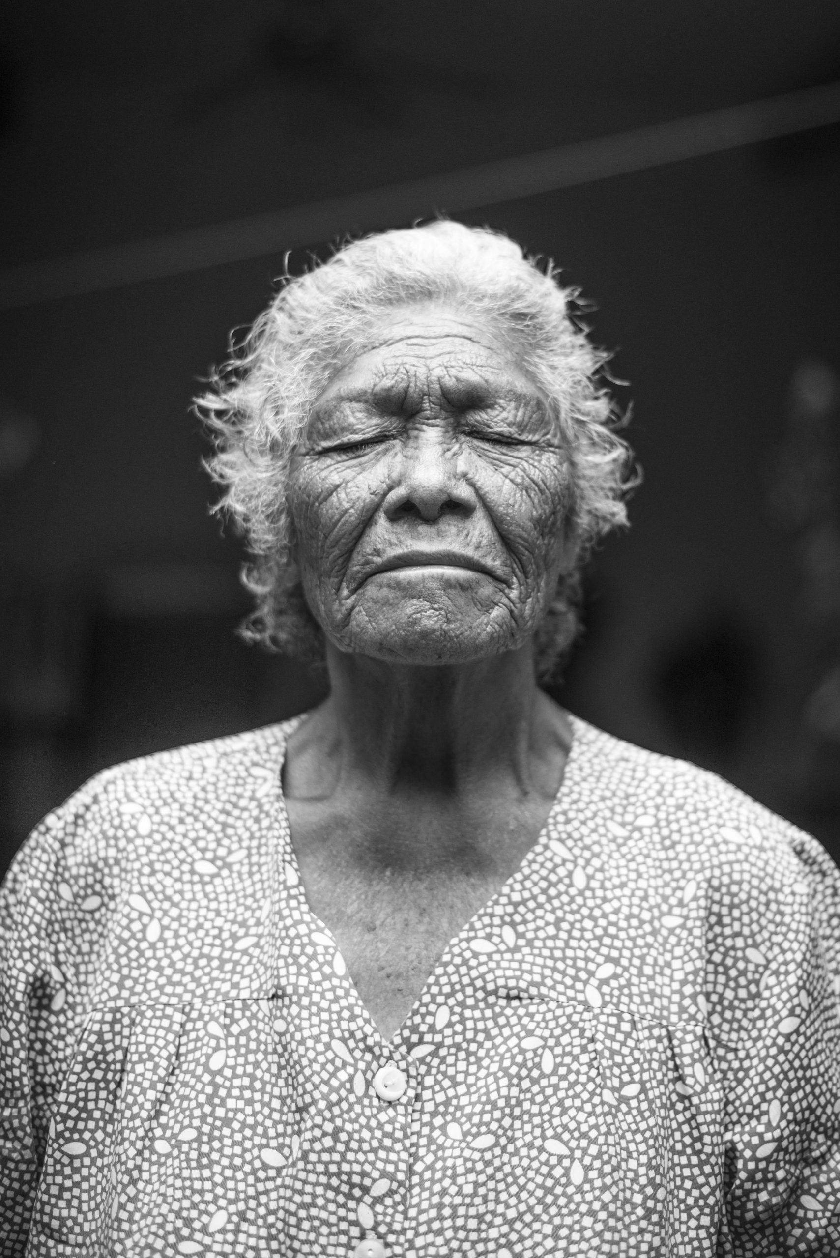 Elder Woman, black and white photography
Ahnenheilung
Quelle: Unsplash / Danie Franco